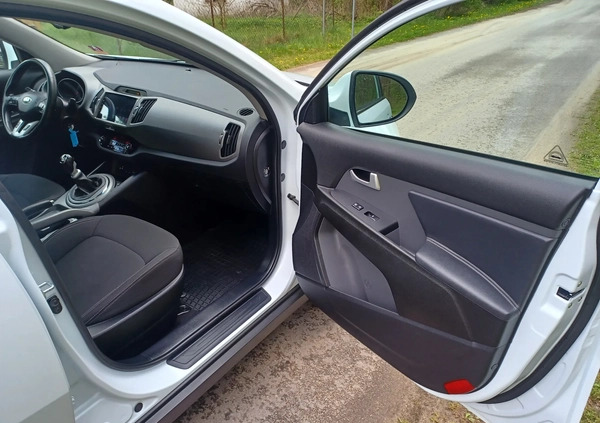 Kia Sportage cena 59900 przebieg: 93000, rok produkcji 2014 z Chęciny małe 466